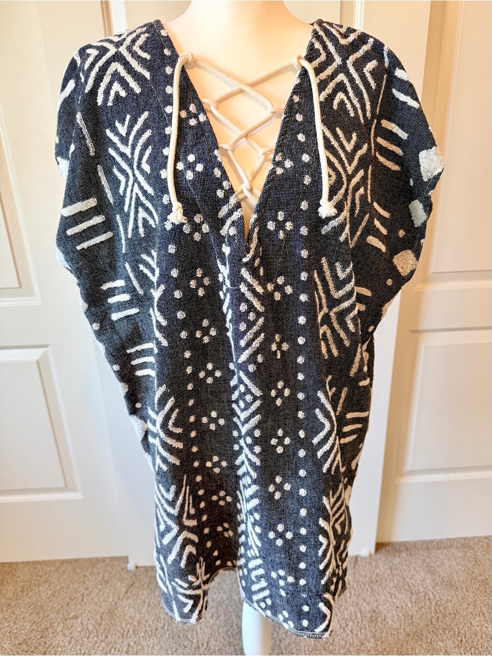 Lace-Up Black & White Patterned Knit Swim Coverup
